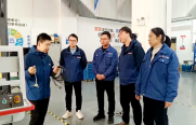 三工光電｜早會(huì)十分鐘，站談生產(chǎn)痛點(diǎn)，凝聚車(chē)間合力！